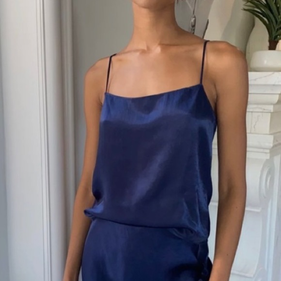 Babaton Tops - Aritzia Babaton Benji camisole starboard size XS navy blue